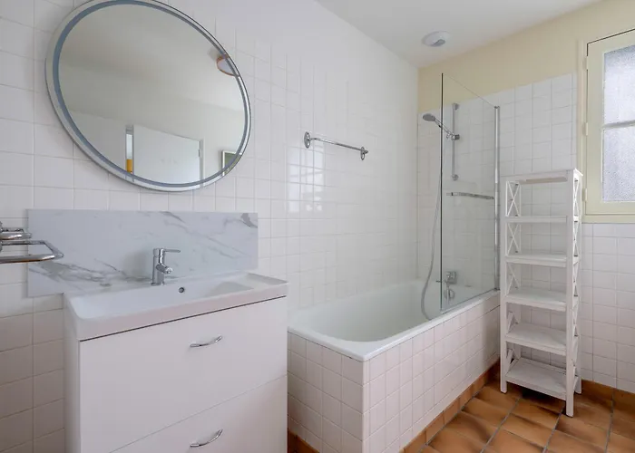 Hébergement de vacances Maison Pour 8, Vue Mer, 400m De La